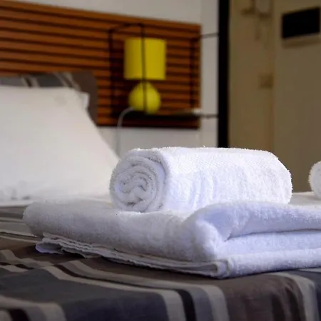 Private In Trastevere דירה *